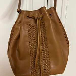 Elegant Tan Leather Bucket Bag